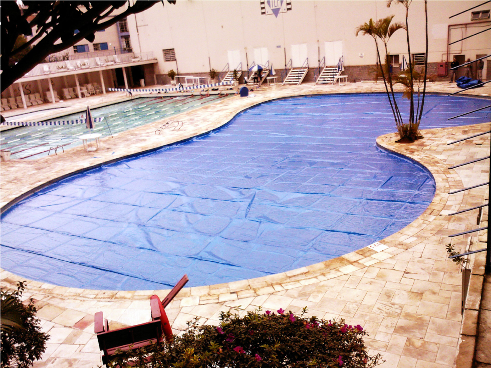 Capa térmica para piscinas